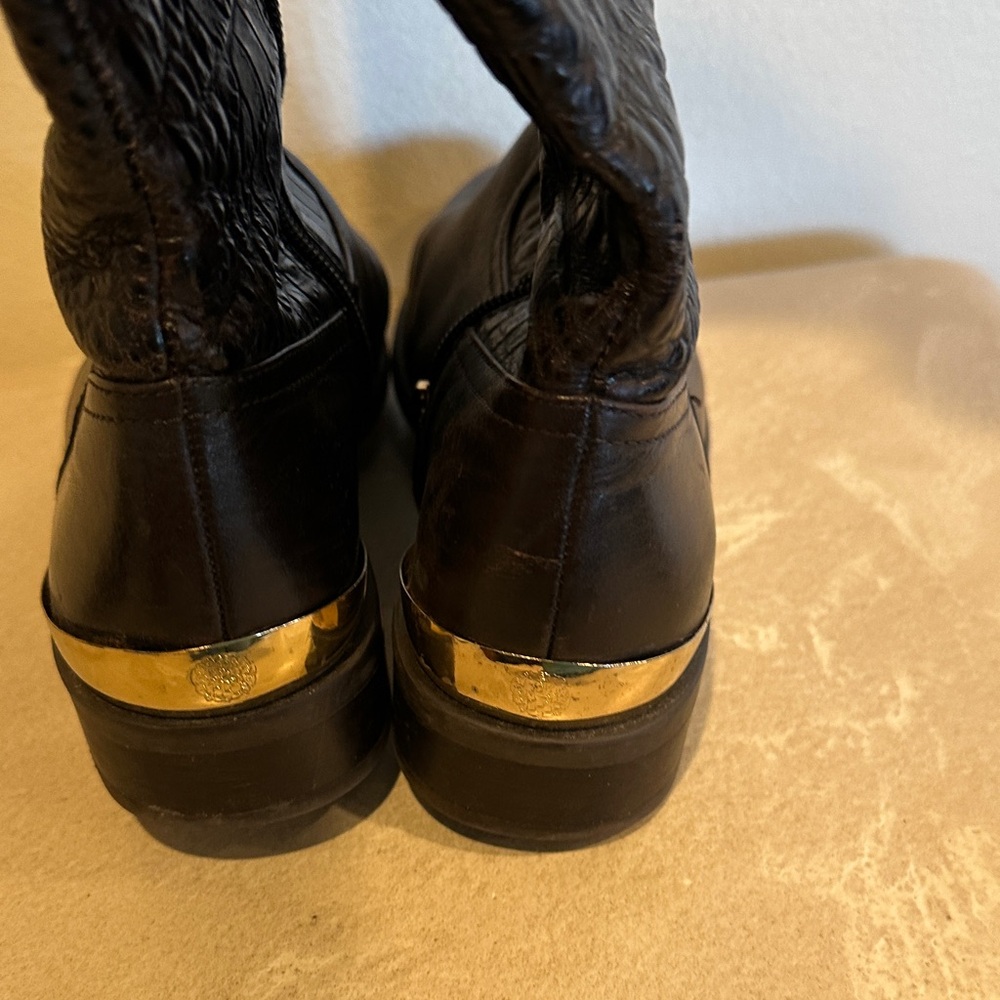 Vince Camuto Brown Croc-Embossed Heeled Boots - Picture 6 of 8